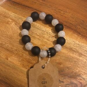 Elegant Black and White Beaded Bracelet